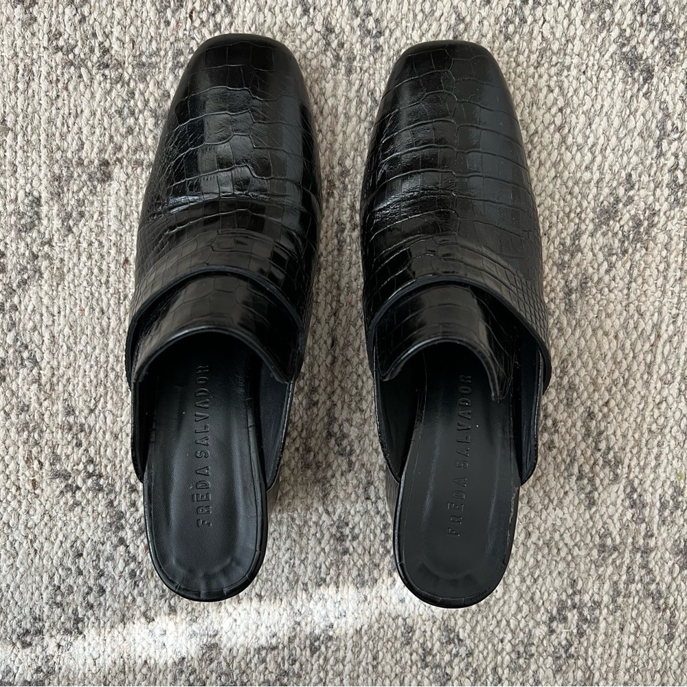 Freda Salvador - Black Crocodile Embossed Mule
